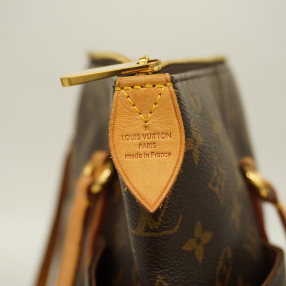 Louis Vuitton Monogram Totally MM Tote Bag - Picture 5 of 9